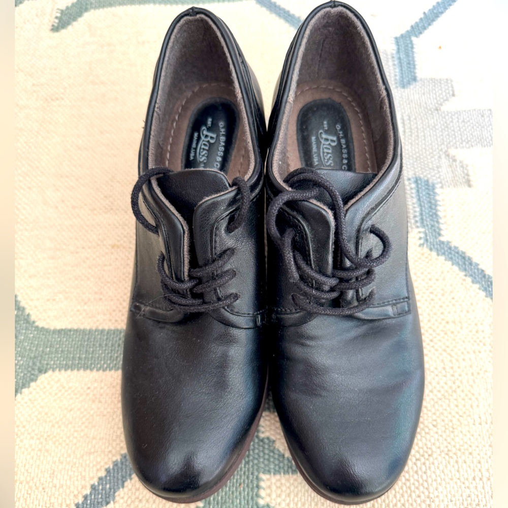 Bass Heeled Oxford Shoes, black, size 6.5, NWOT